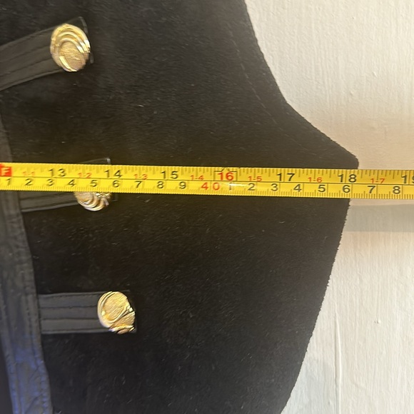 Top - Picture 14 of 16